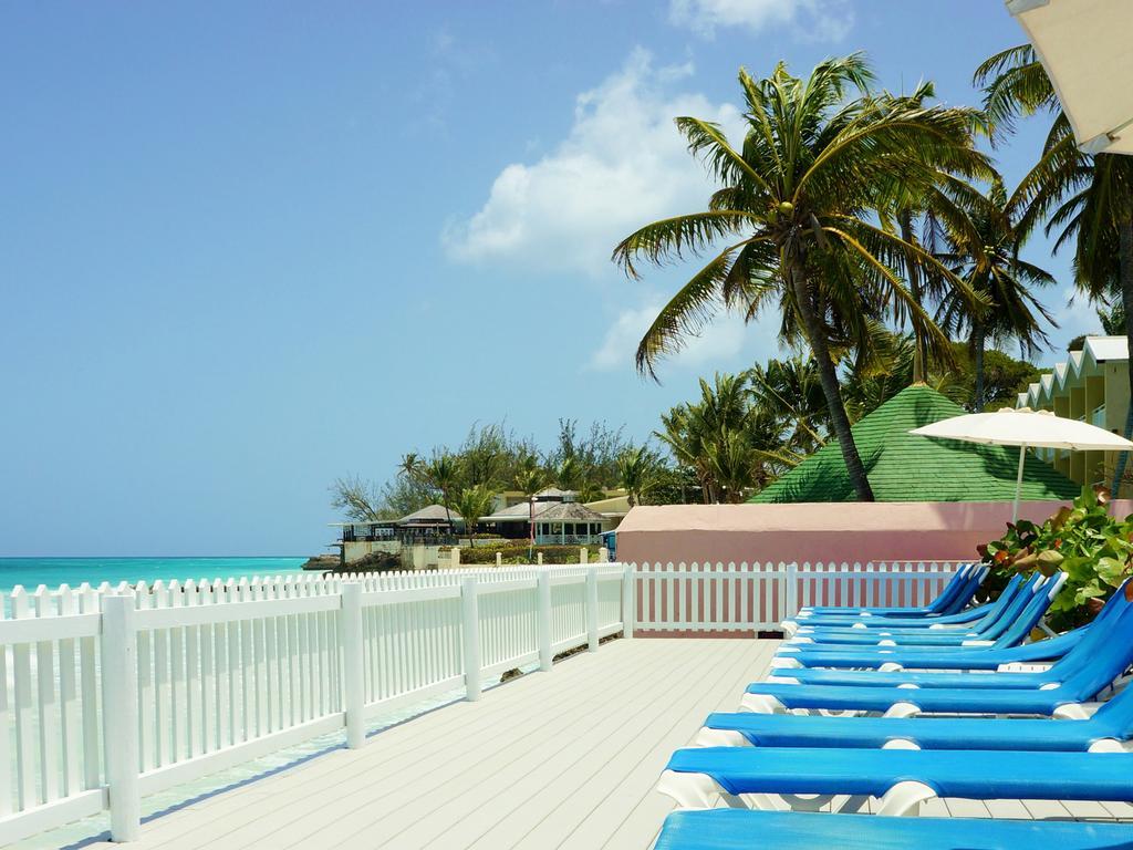 Butterfly Beach Hotel Christ Church Buitenkant foto
